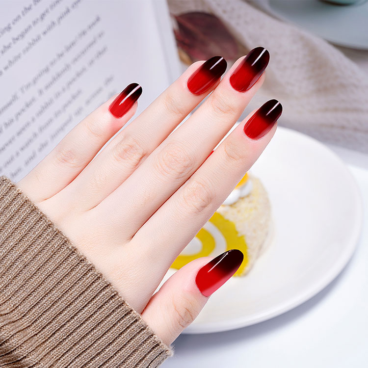 Esmalte colorido com mudança de temperatura com logotipo